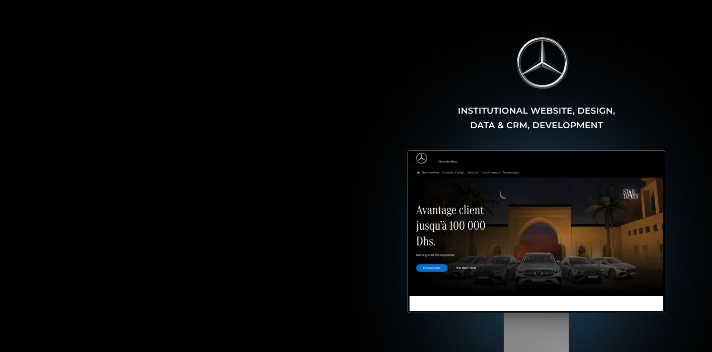 Projet réalisé par notre agence web pour Mercedes : maquette du site web de la marque avec un fond noir.
